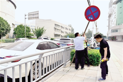 郑州高新区：15条背街支路停车位免费